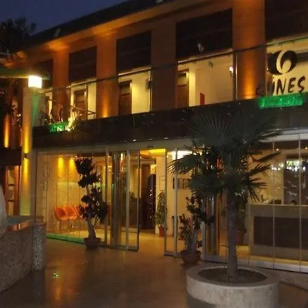 Gunes House Hotel